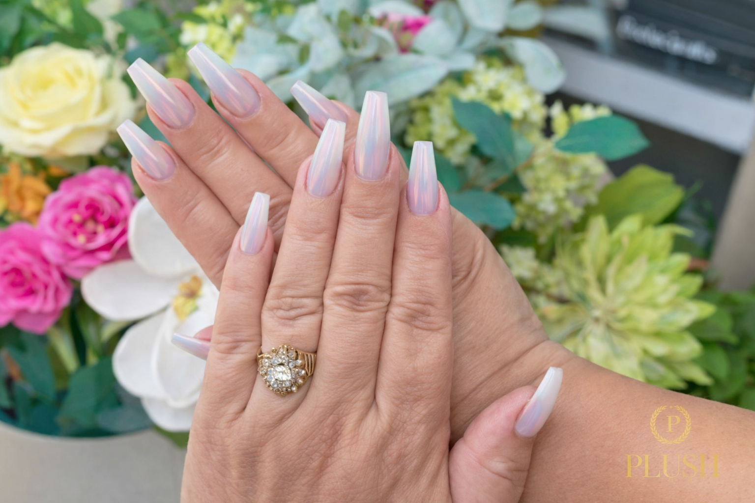 Chrome tap gel nails